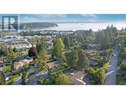 825 8TH STREET, West Vancouver, British Columbia