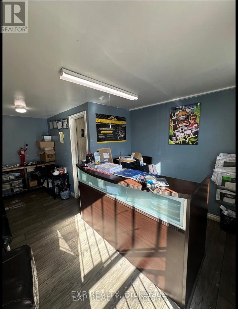 Property at 231A STERLING ROAD image 3