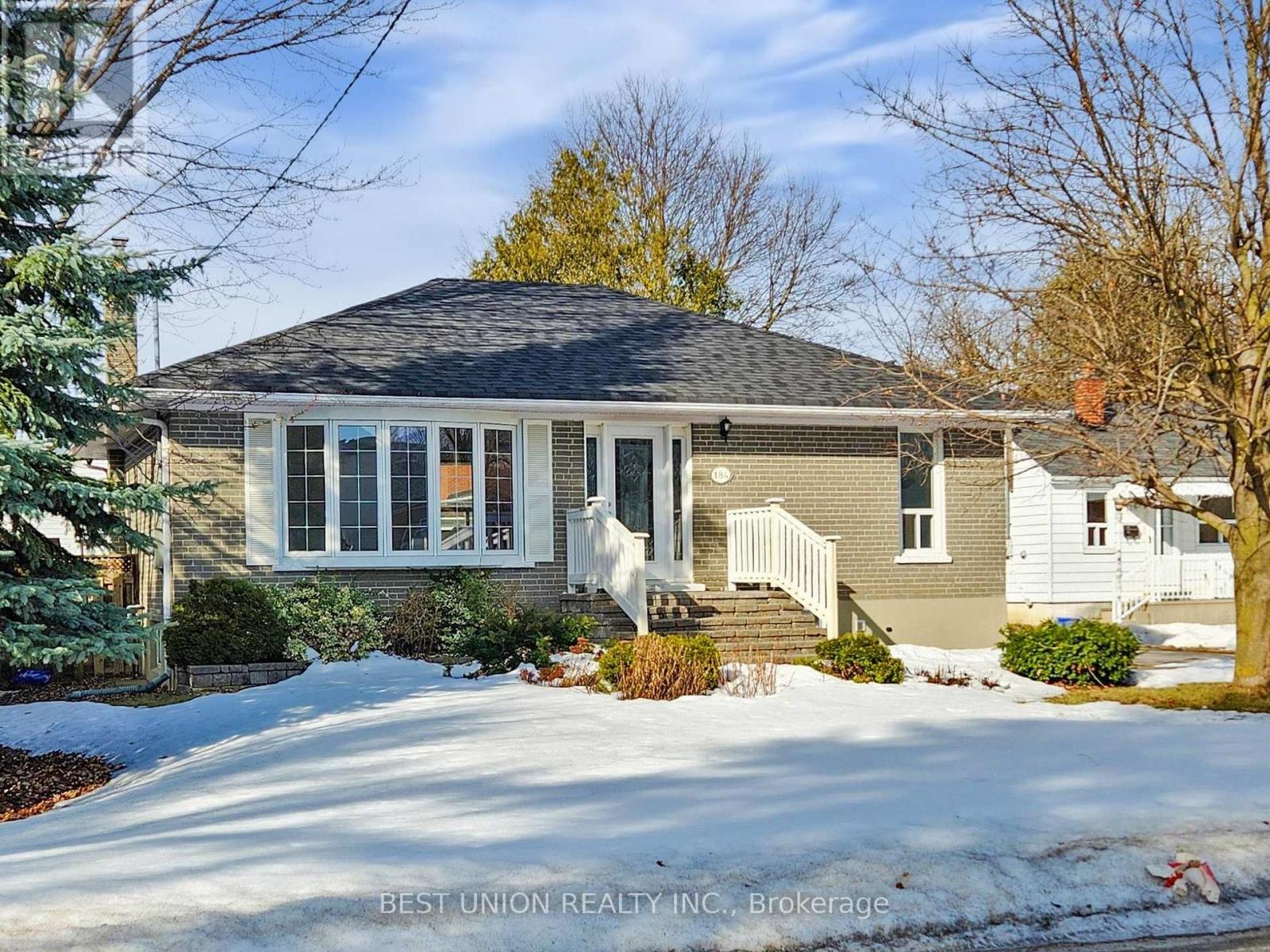 Property at 184 LAWRENCE AVENUE image 1