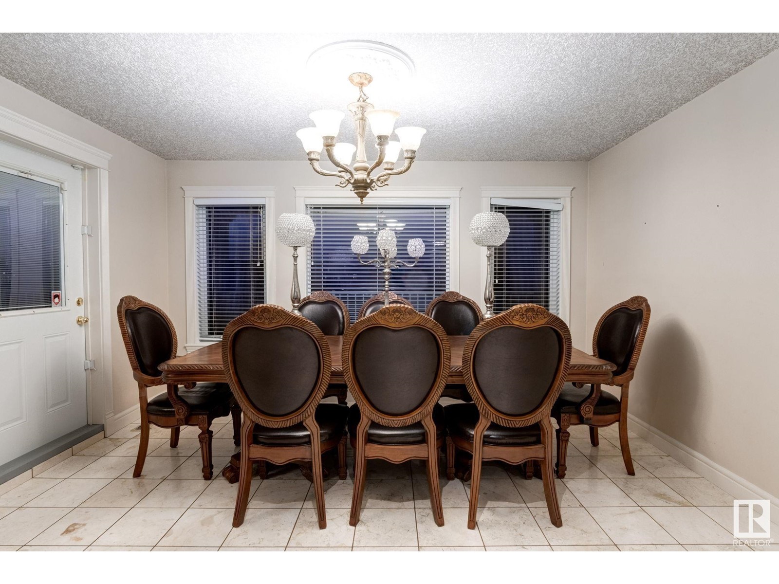 Property at 13436 140 AV NW image 5