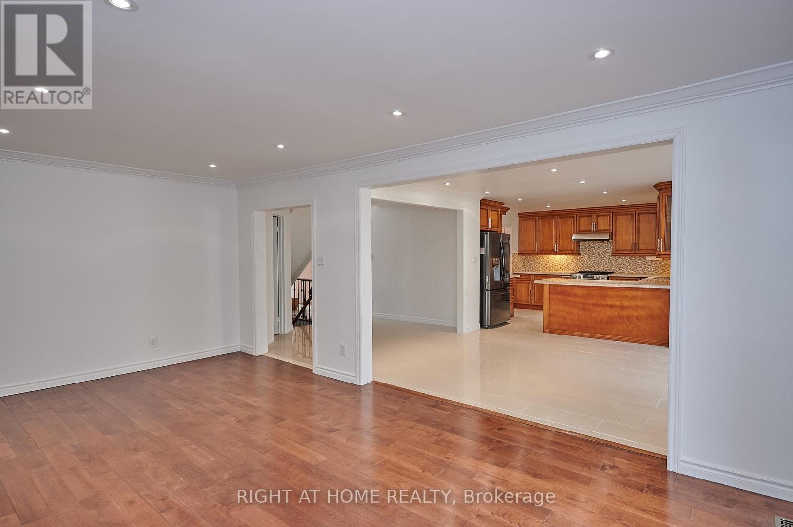 6 Equestrian Court, Toronto, Ontario  M2H 3M9 - Photo 16 - C12024969