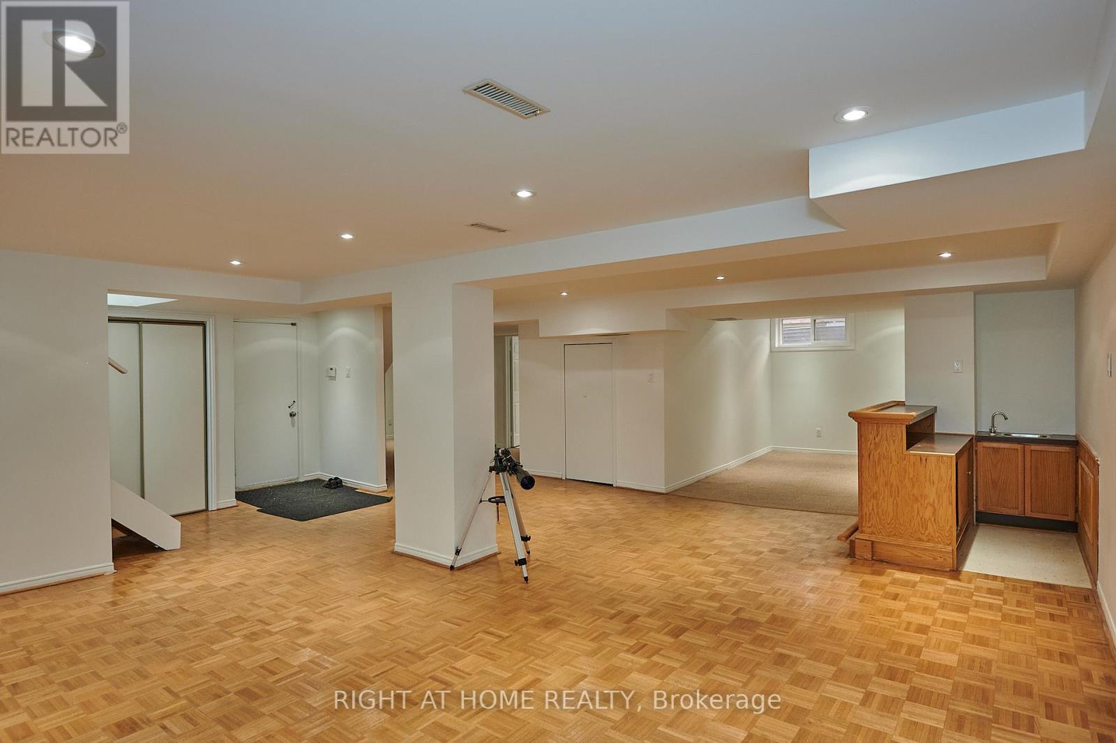 6 Equestrian Court, Toronto, Ontario  M2H 3M9 - Photo 29 - C12024969