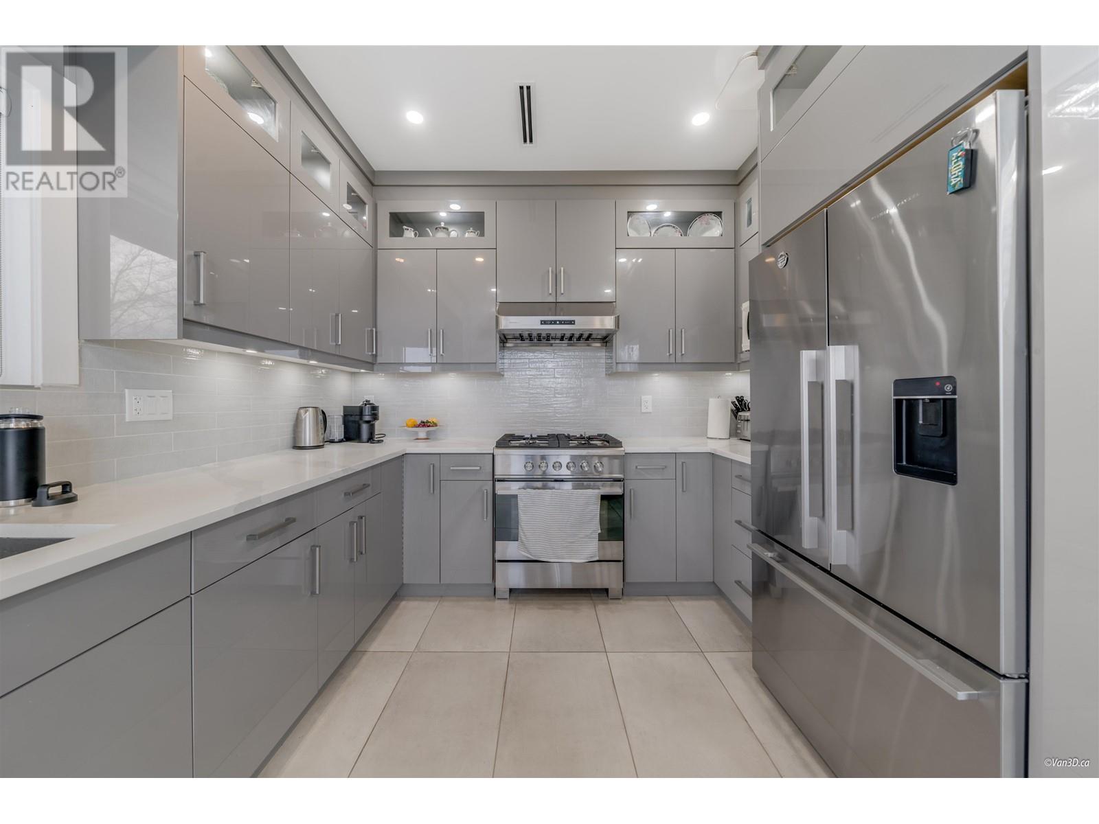 6370 Ross Street, Vancouver, British Columbia  V5W 3L9 - Photo 9 - R2977243