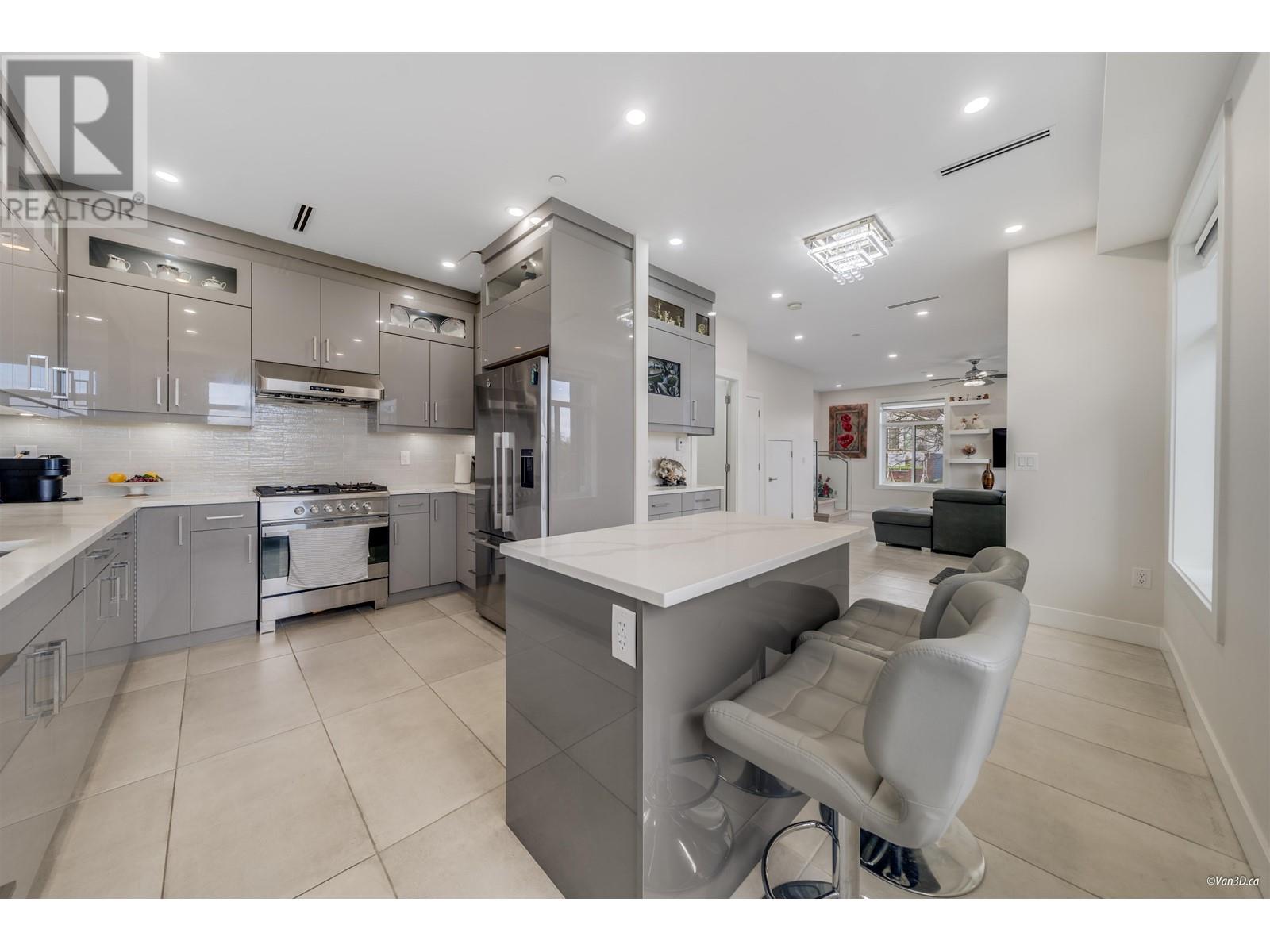 6370 Ross Street, Vancouver, British Columbia  V5W 3L9 - Photo 10 - R2977243