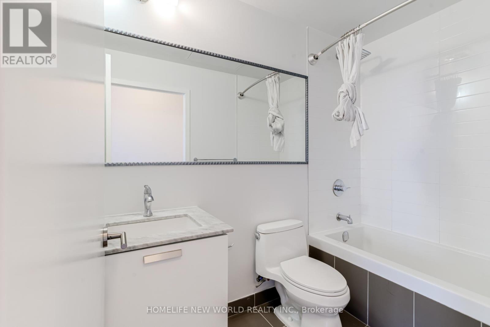 1805 - 1815 Yonge Street, Toronto, Ontario  M4T 2A4 - Photo 13 - C12024972