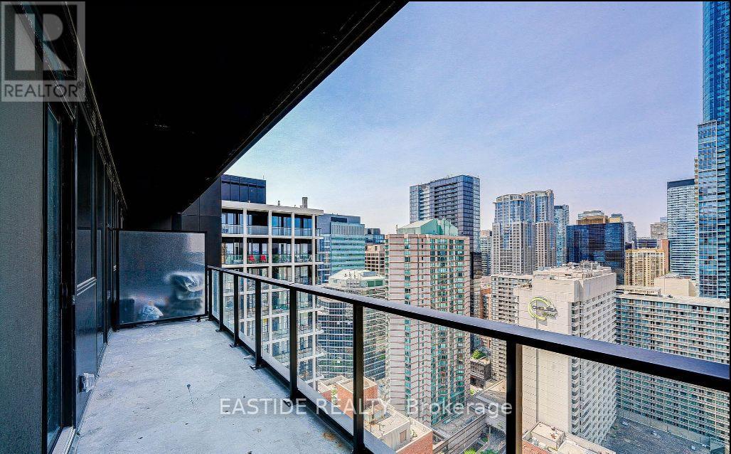 2302 - 20 Edward Street W, Toronto, Ontario  M5G 0C5 - Photo 11 - C11981355