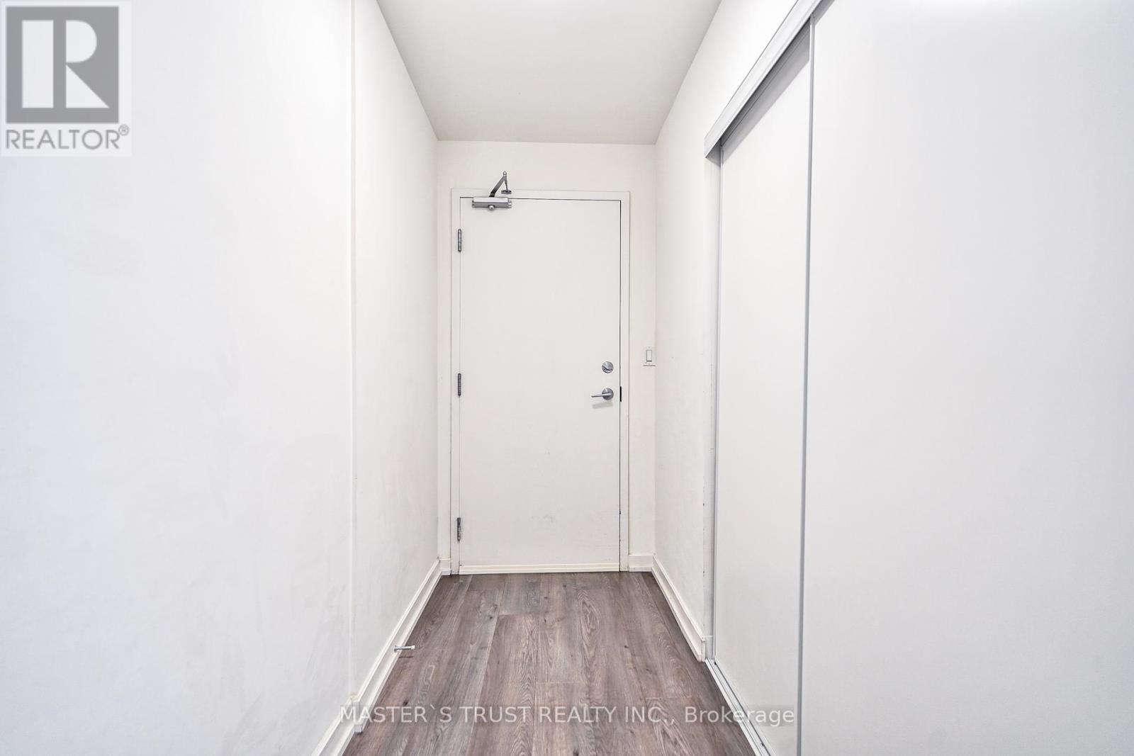 Property at 307 - 62 FOREST MANOR ROAD image 5