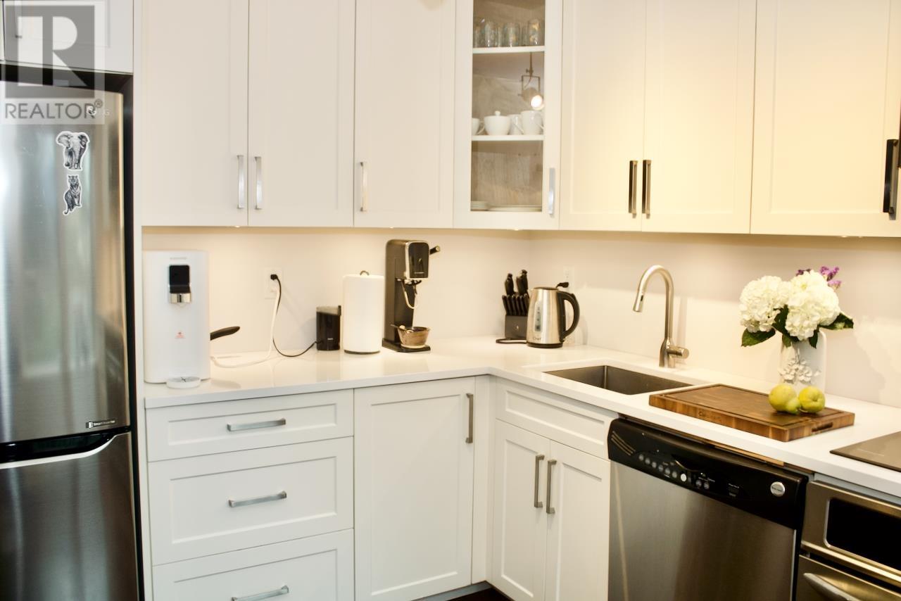 310 3235 W 4th Avenue, Vancouver, British Columbia  V6K 1R8 - Photo 5 - R2978401