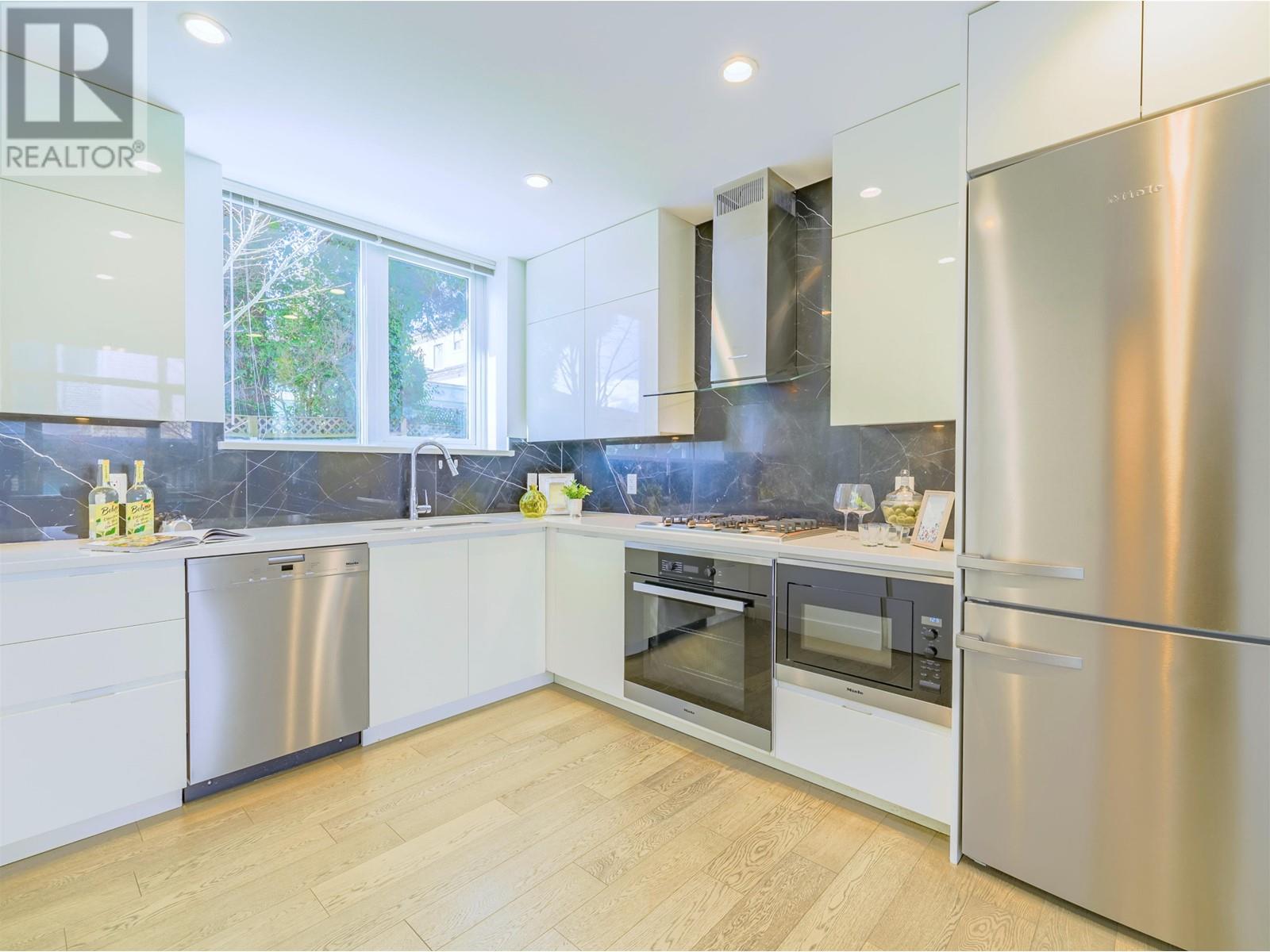 6723 Cambie Street, Vancouver, British Columbia  V6P 3H1 - Photo 5 - R2978591