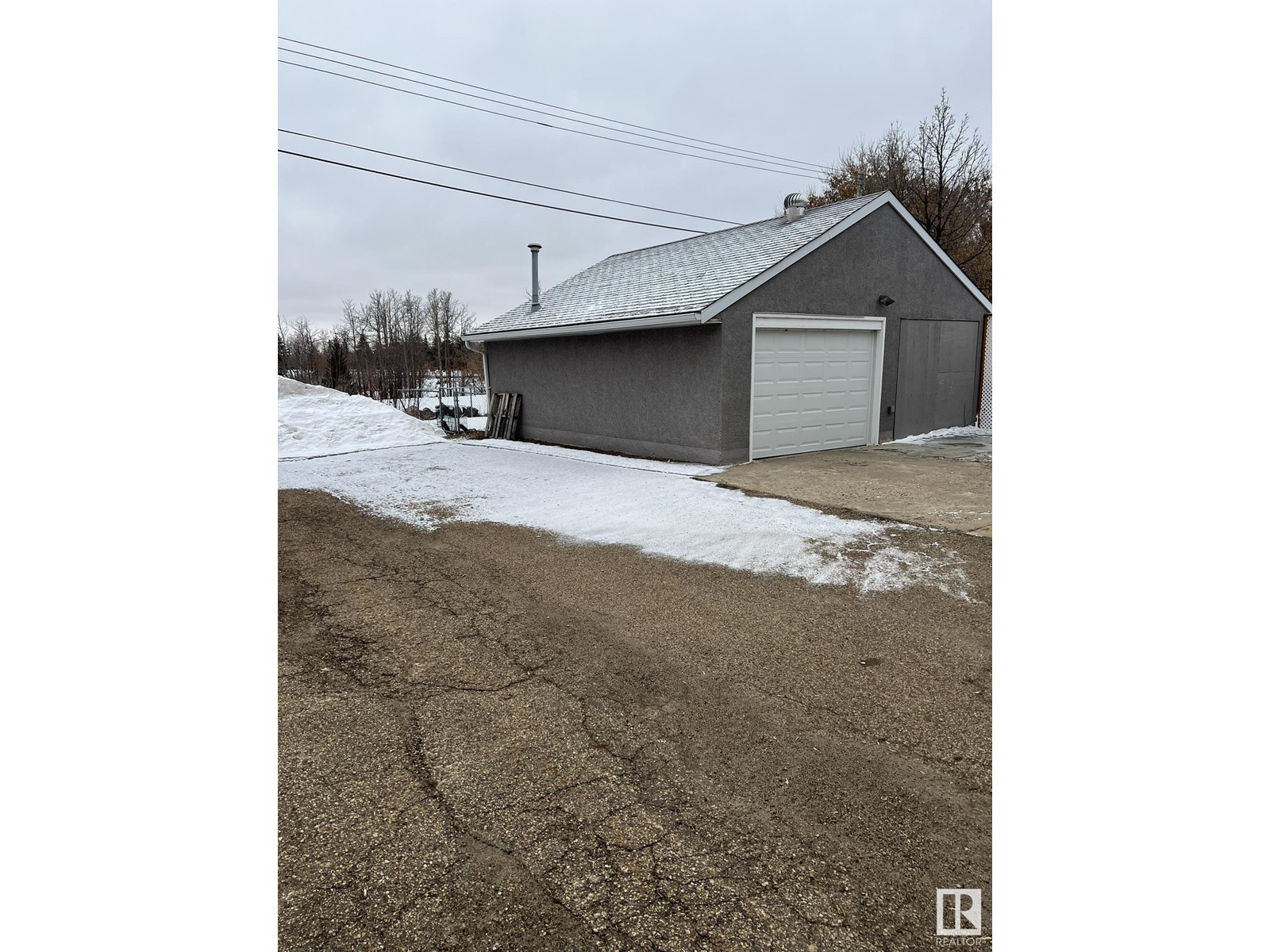 Property at 19 LOWE AV image 1