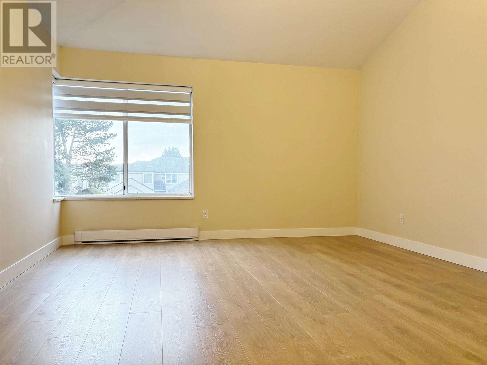 Listing Picture 14 of 23 : 28 9800 KILBY DRIVE, Richmond / 烈治文 - 魯藝地產 Yvonne Lu Group - MLS Medallion Club Member