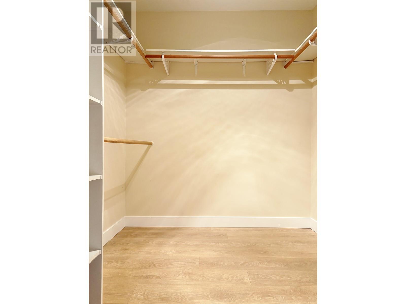 Listing Picture 15 of 23 : 28 9800 KILBY DRIVE, Richmond / 烈治文 - 魯藝地產 Yvonne Lu Group - MLS Medallion Club Member