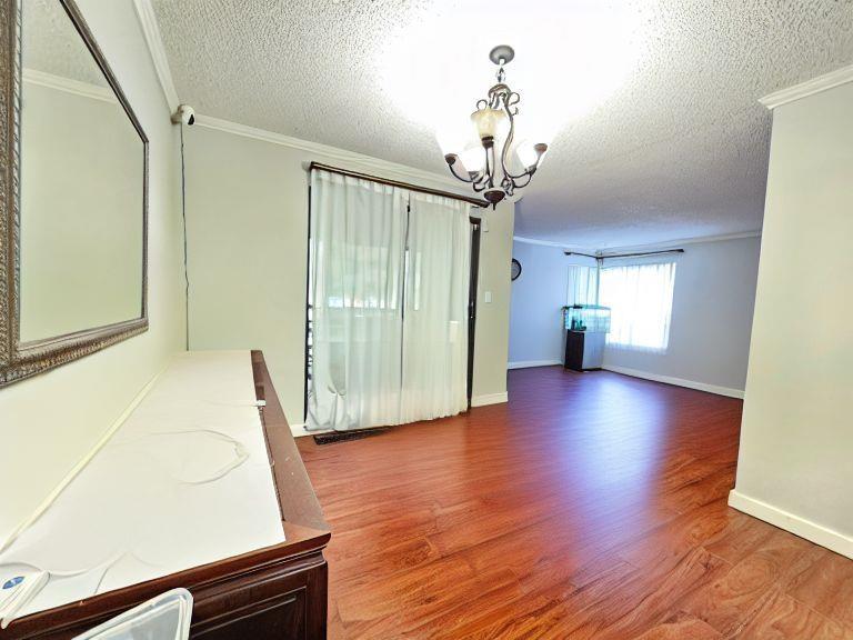 10539 Holly Park Lane, Surrey, British Columbia  V3R 6X8 - Photo 16 - R2979013