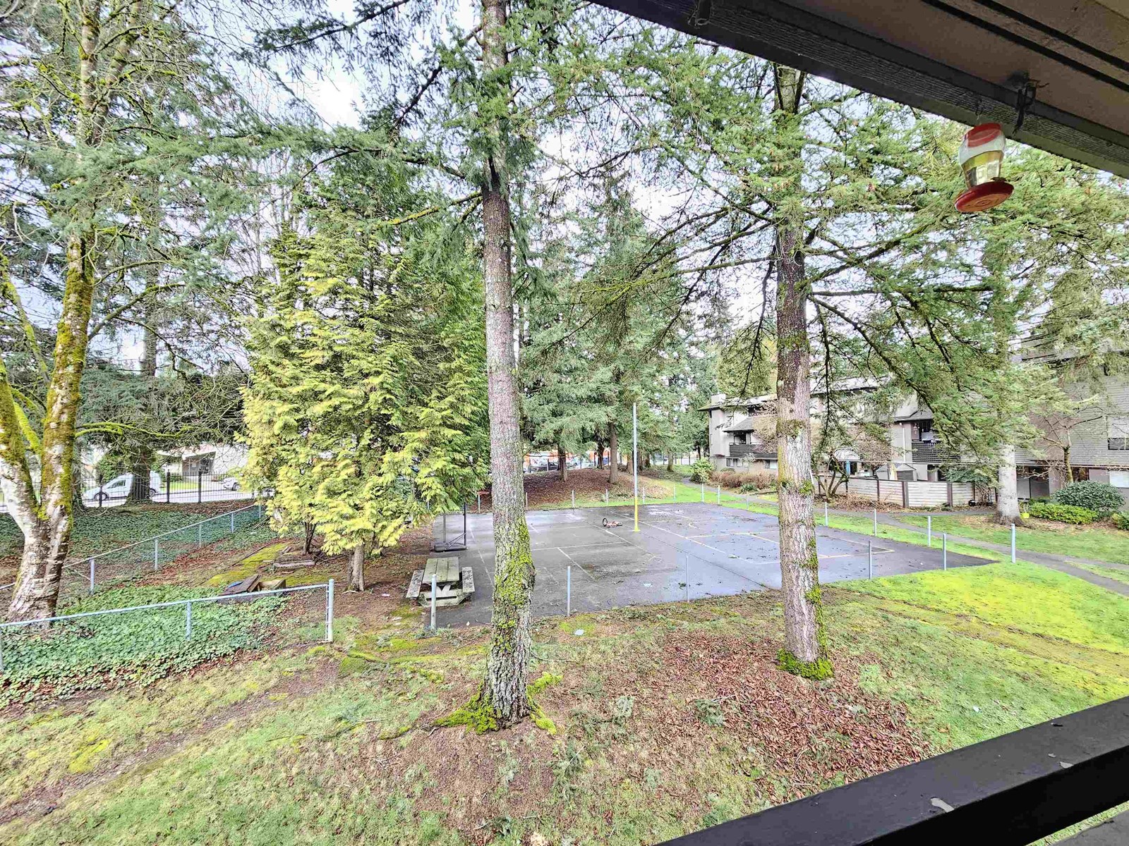 Property at 10539 HOLLY PARK LANE image 3