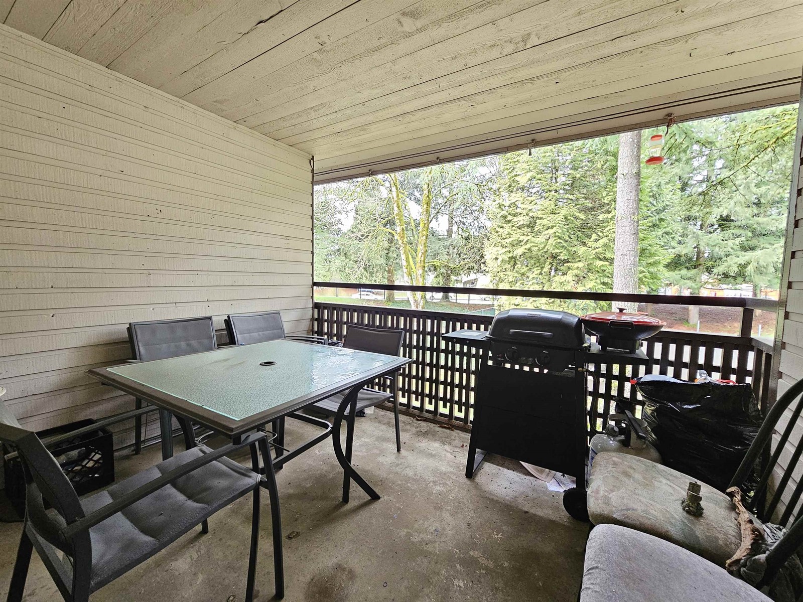 10539 Holly Park Lane, Surrey, British Columbia  V3R 6X8 - Photo 7 - R2979013
