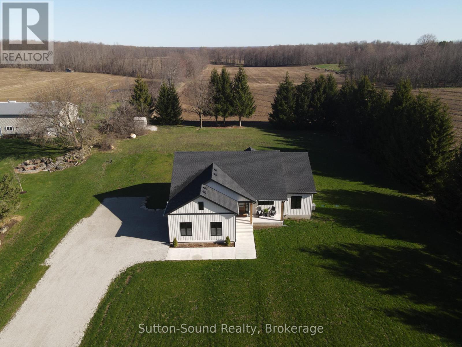 102175 Grey Rd 5, Georgian Bluffs, Ontario  N4K 5N5 - Photo 2 - X12025080