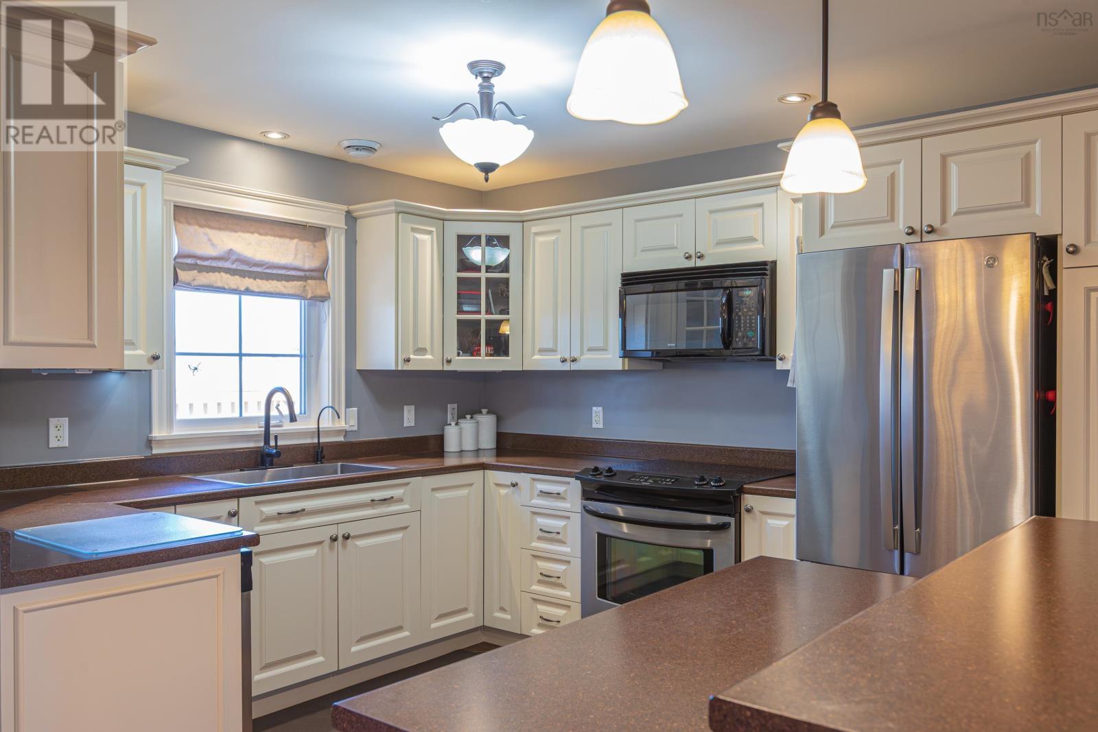 184 Gabriel Road, Falmouth, Nova Scotia  B0P 1P0 - Photo 13 - 202505112