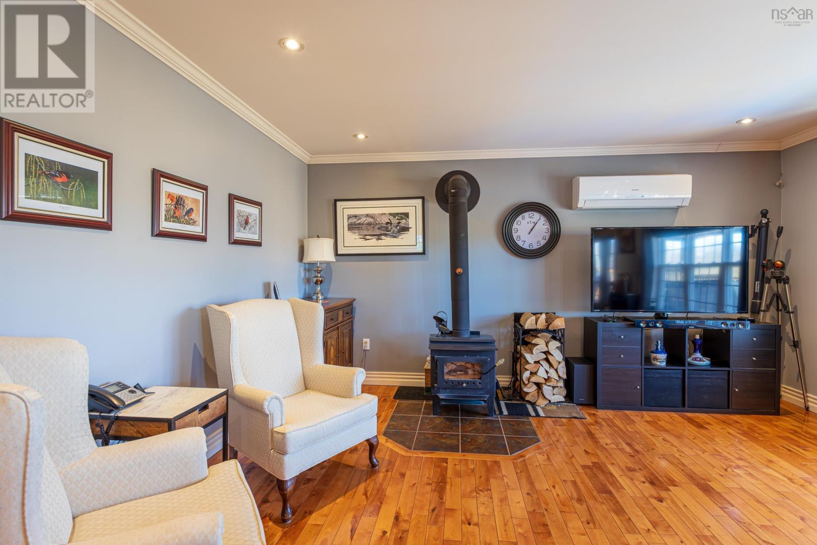 184 Gabriel Road, Falmouth, Nova Scotia  B0P 1P0 - Photo 9 - 202505112