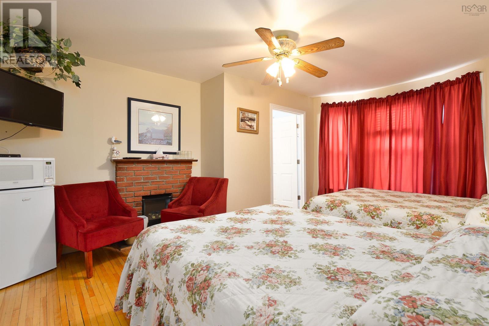 121 - 123 Pierce Street, North Sydney, Nova Scotia  B2A 1P4 - Photo 10 - 202505113