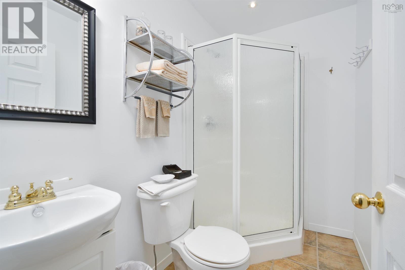 121 - 123 Pierce Street, North Sydney, Nova Scotia  B2A 1P4 - Photo 16 - 202505113