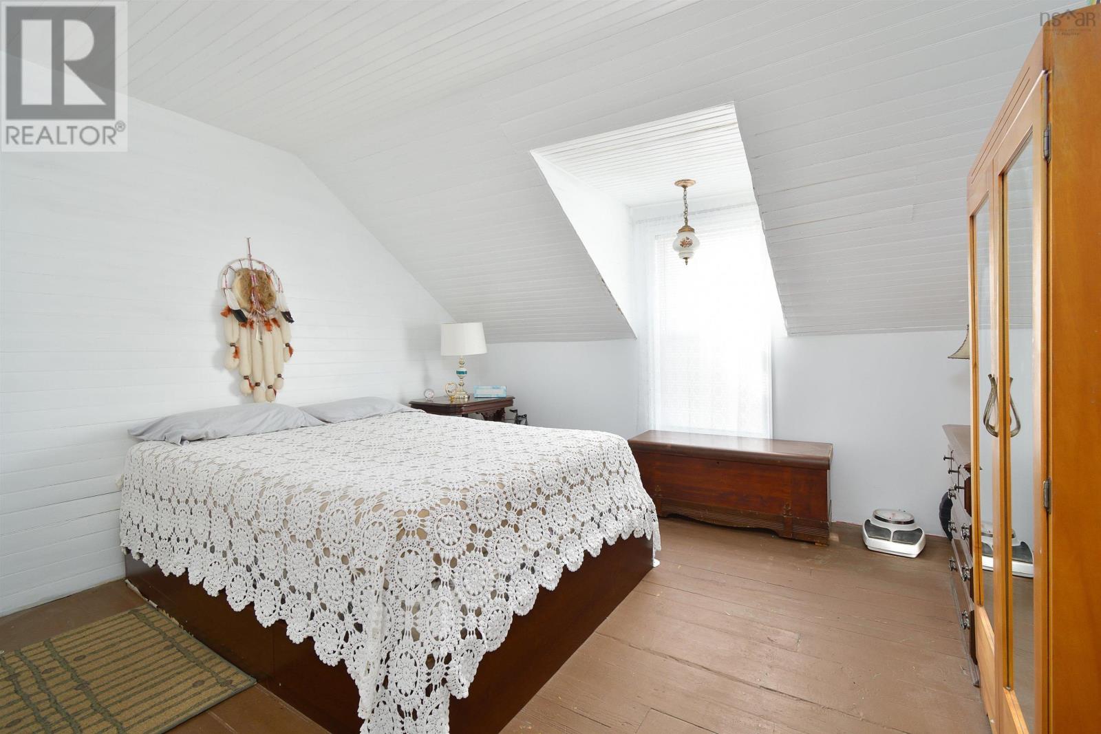 121 - 123 Pierce Street, North Sydney, Nova Scotia  B2A 1P4 - Photo 36 - 202505113