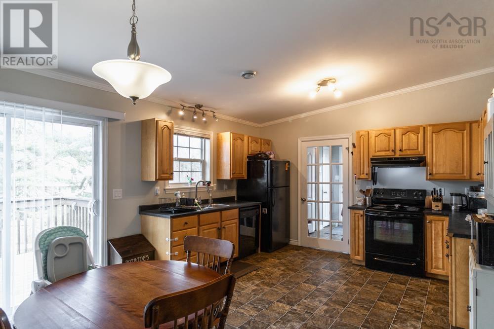 165 Trinity Lane, Beaver Bank, Nova Scotia  B4G 1C2 - Photo 7 - 202505116