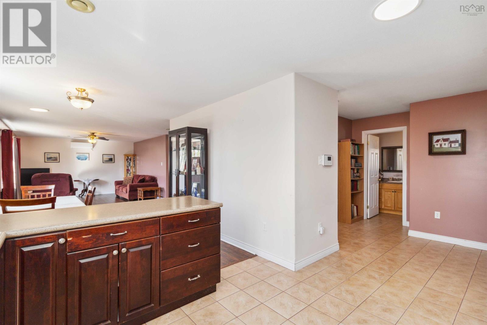 8491 St Margarets Bay Road, Black Point, Nova Scotia  B0J 1B0 - Photo 15 - 202505117