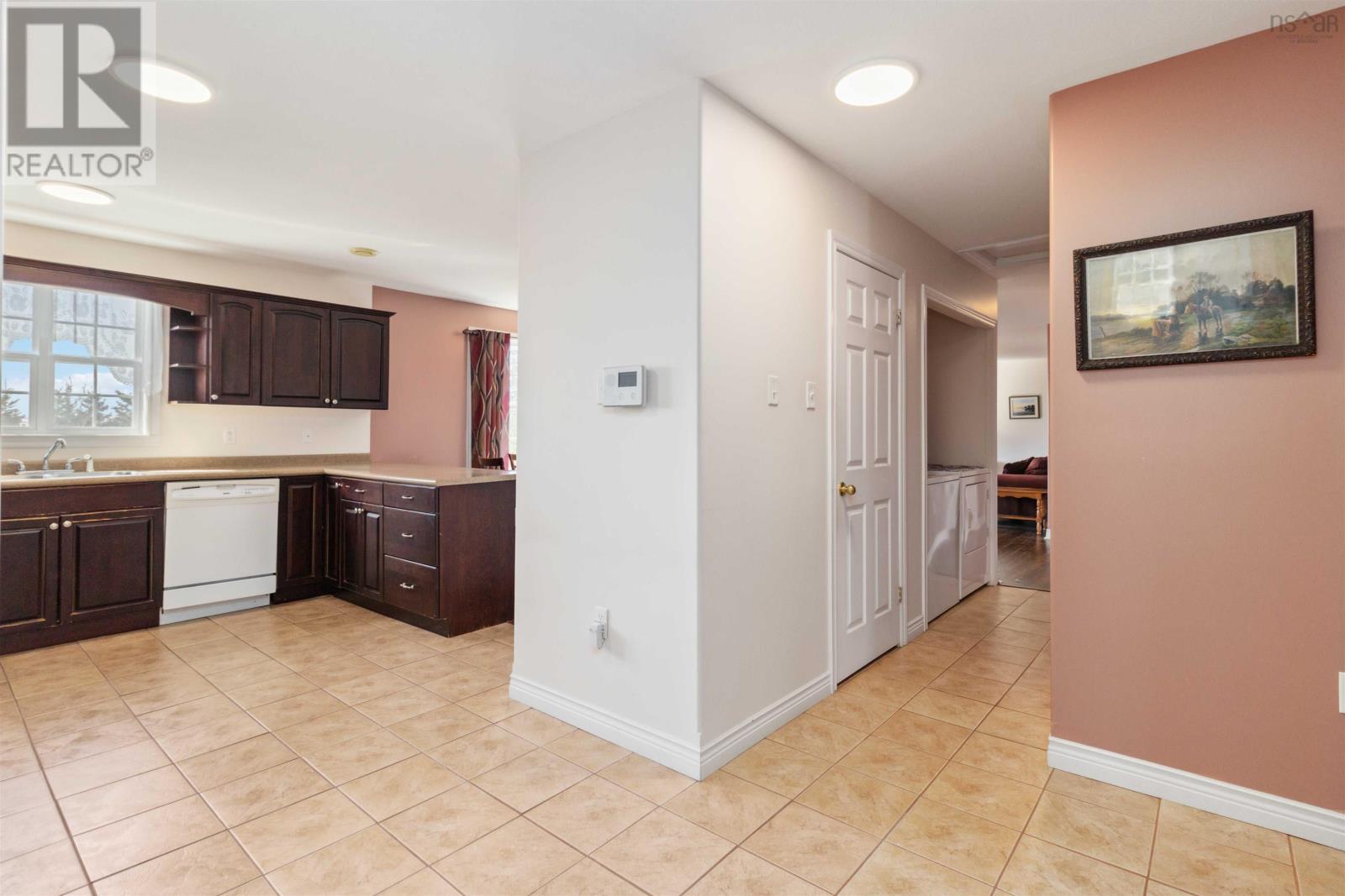 8491 St Margarets Bay Road, Black Point, Nova Scotia  B0J 1B0 - Photo 18 - 202505117