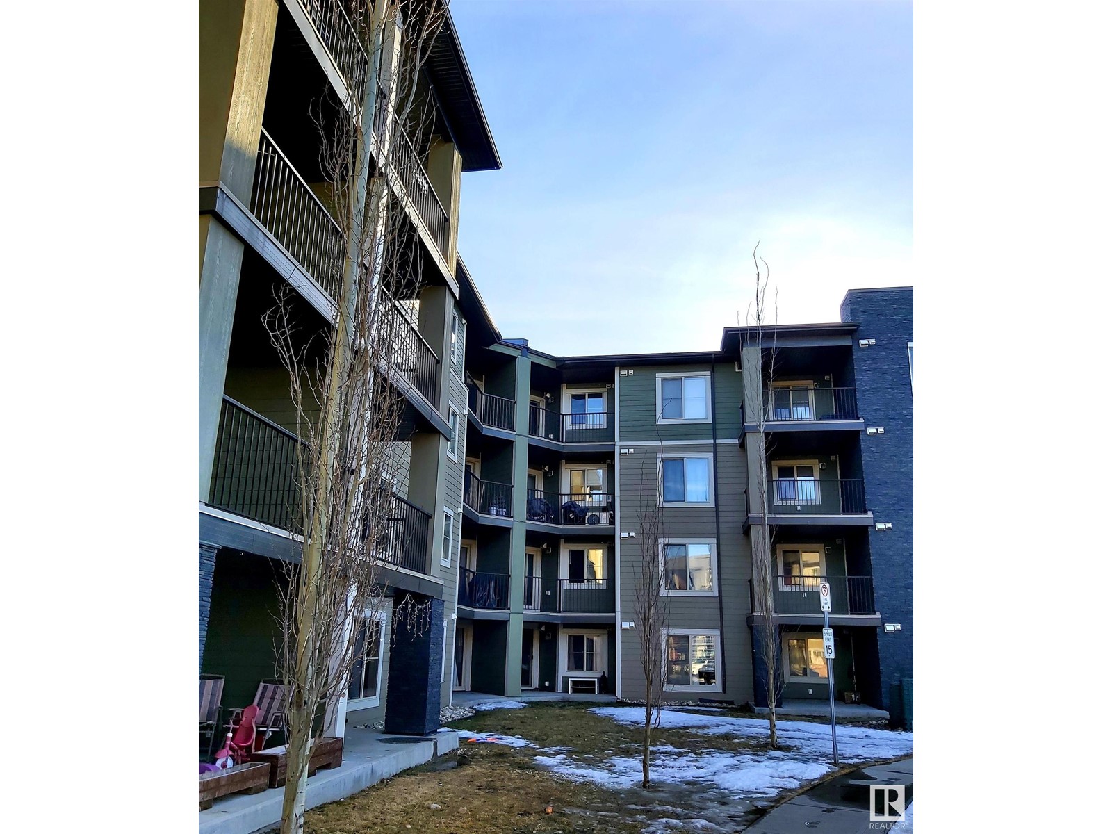 Property at #108 111 WATT CM SW image 3