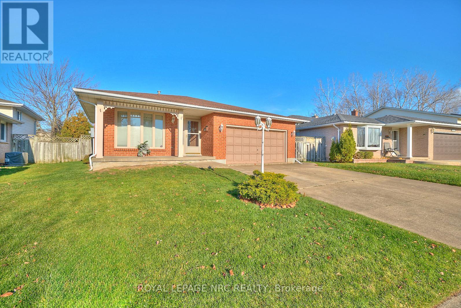 Property at 7304 LAKEWOOD CRESCENT image 2