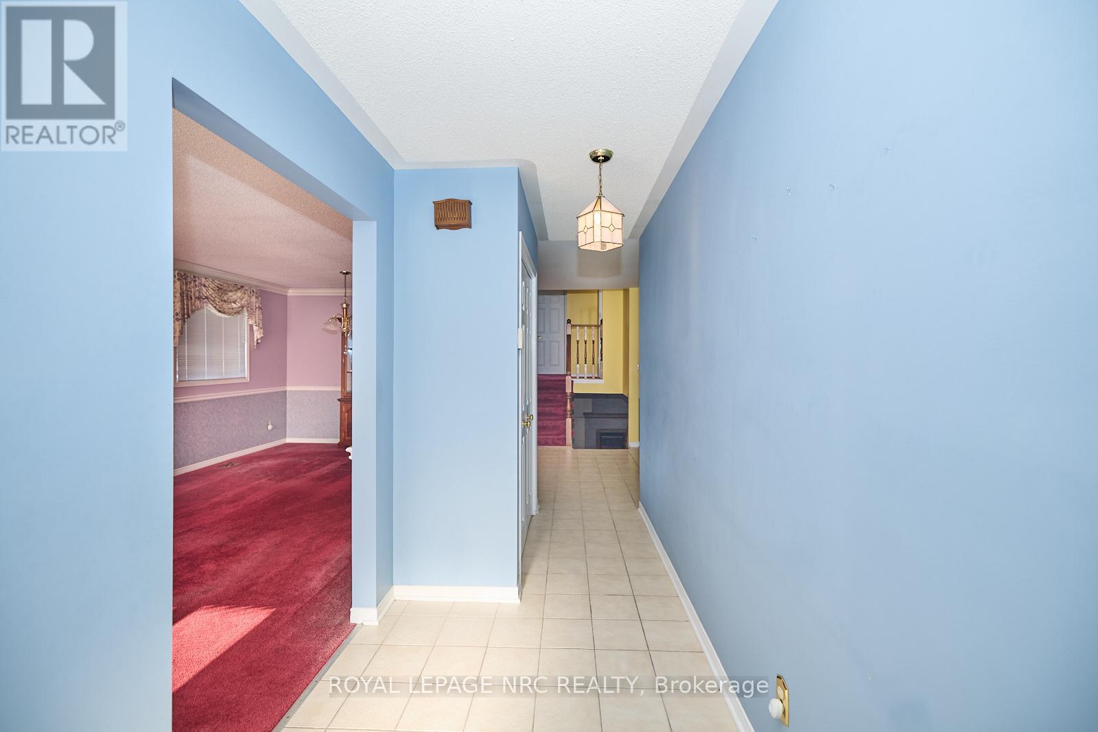 Property at 7304 LAKEWOOD CRESCENT image 3