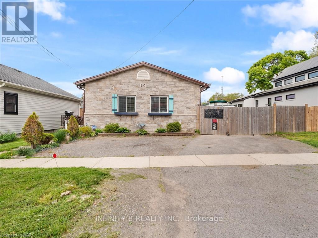 Property at 257 RIDGE ROAD S image 2