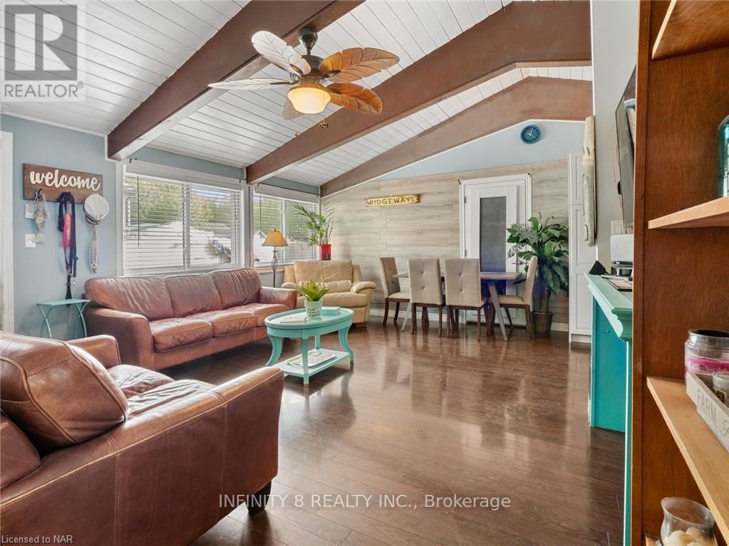 Property at 257 RIDGE ROAD S image 5