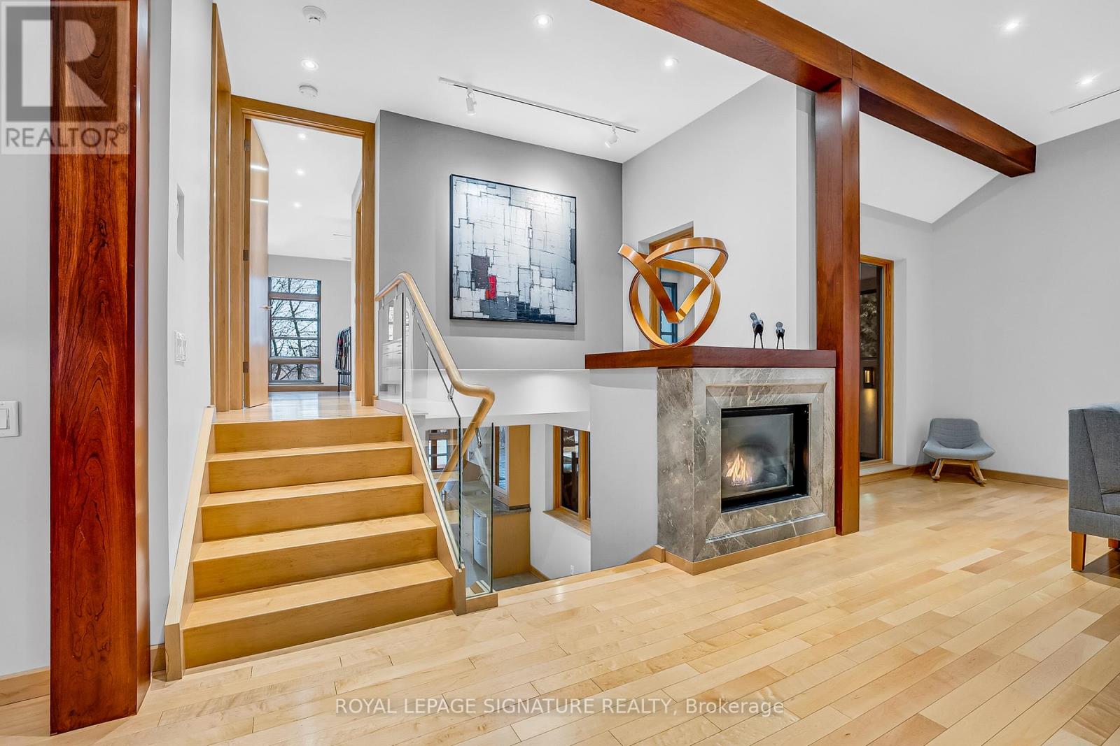 Property at 39 FARMCOTE ROAD image 4