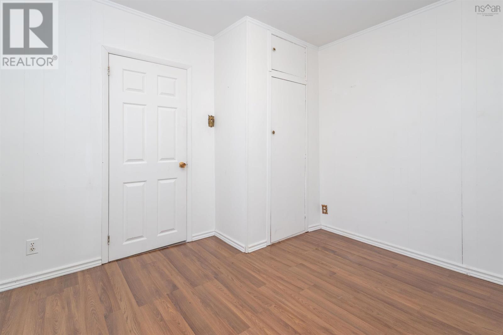 3461 Macleod Avenue, New Waterford, Nova Scotia  B1H 1K5 - Photo 10 - 202505118