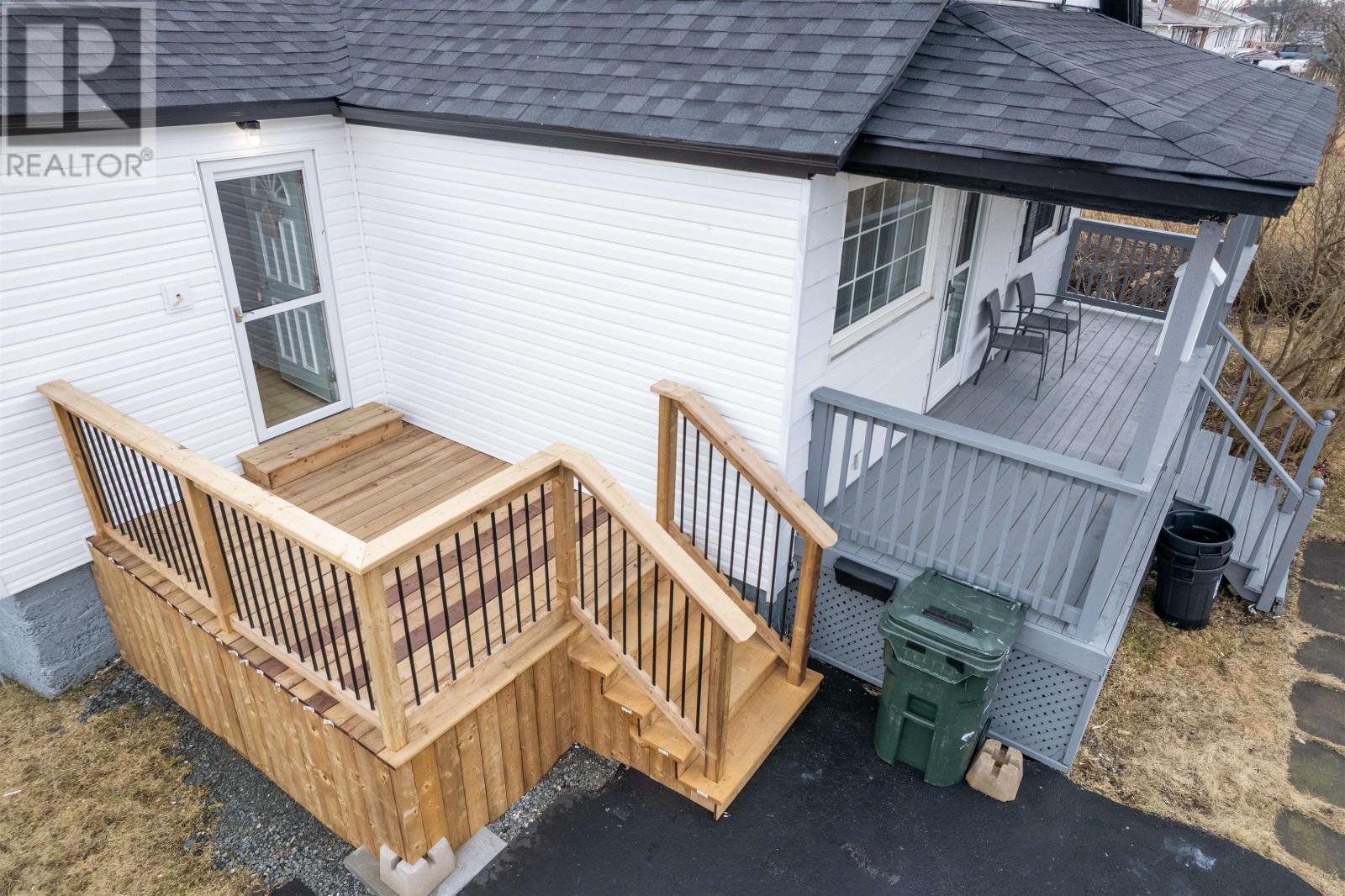 3461 Macleod Avenue, New Waterford, Nova Scotia  B1H 1K5 - Photo 5 - 202505118