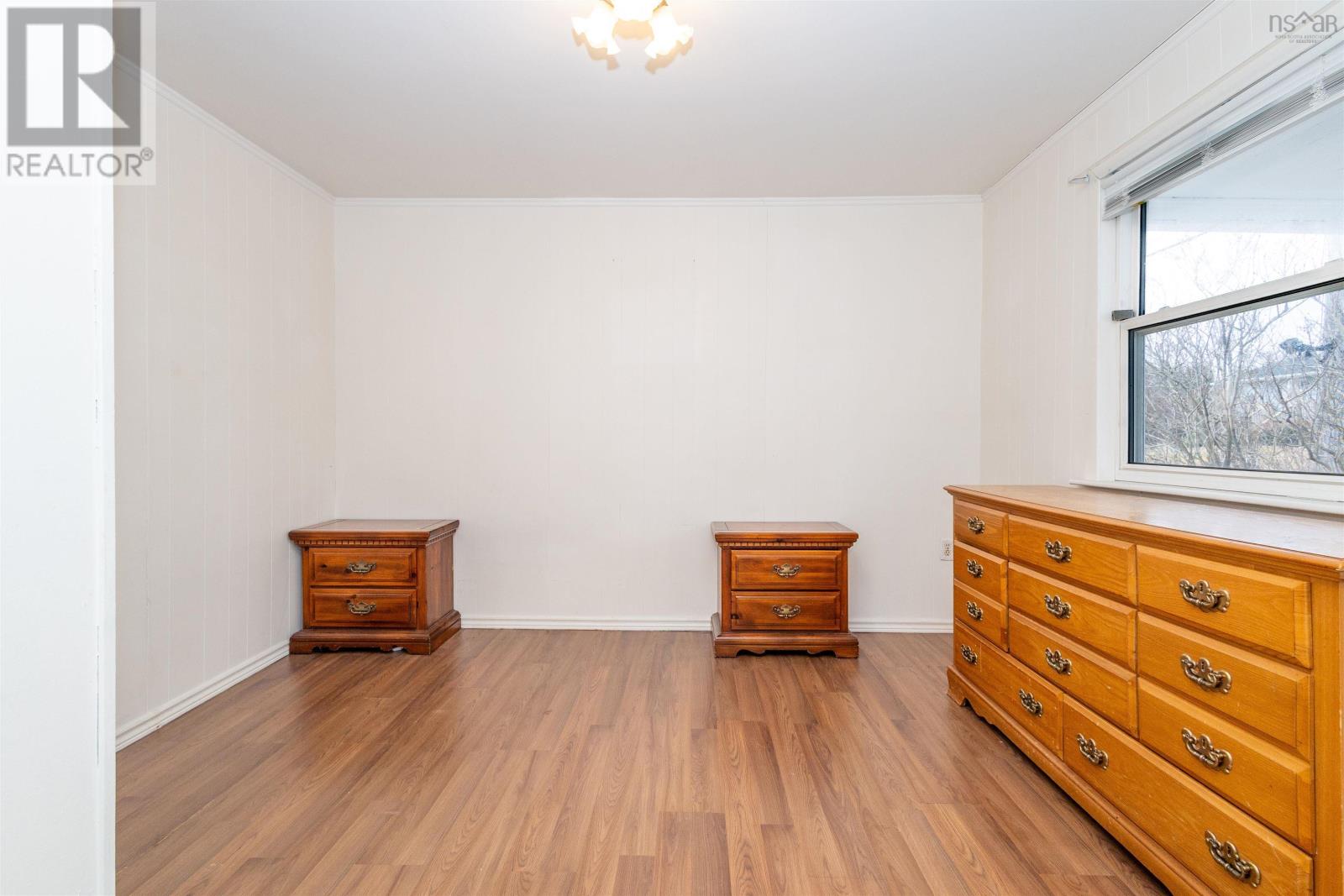 3461 Macleod Avenue, New Waterford, Nova Scotia  B1H 1K5 - Photo 9 - 202505118