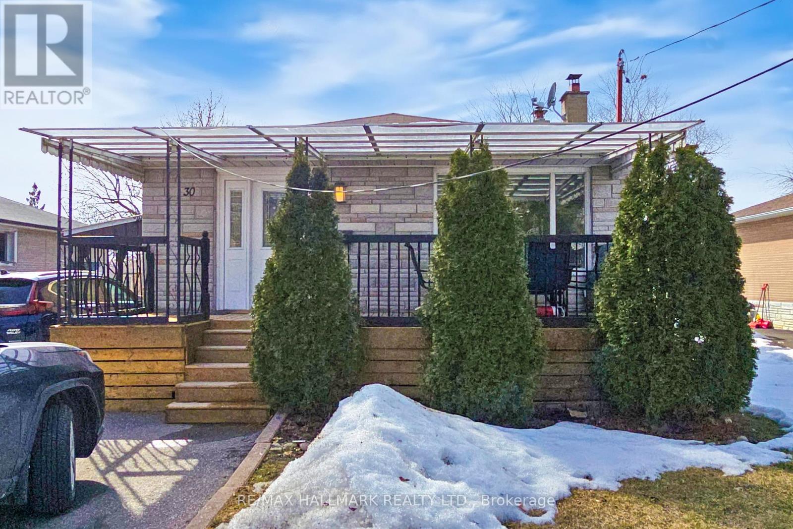 Property at 30 BEAVERTON ROAD S image 3