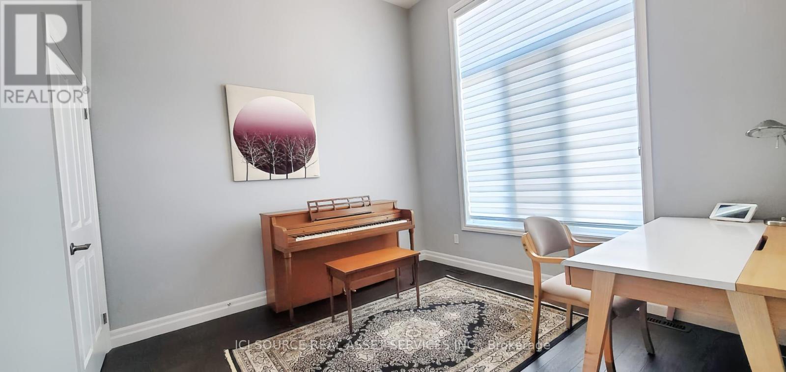 Property at 600 HAWTHORNE PLACE image 3