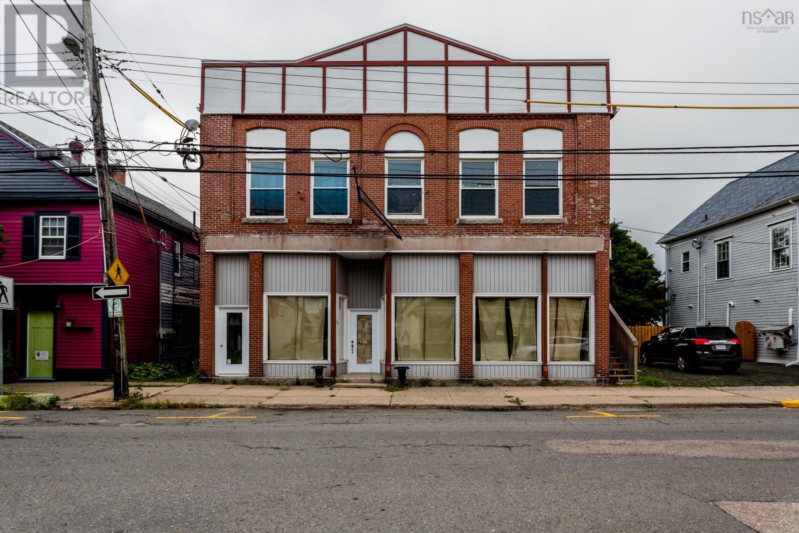 Property at 21 Queen Street image 2