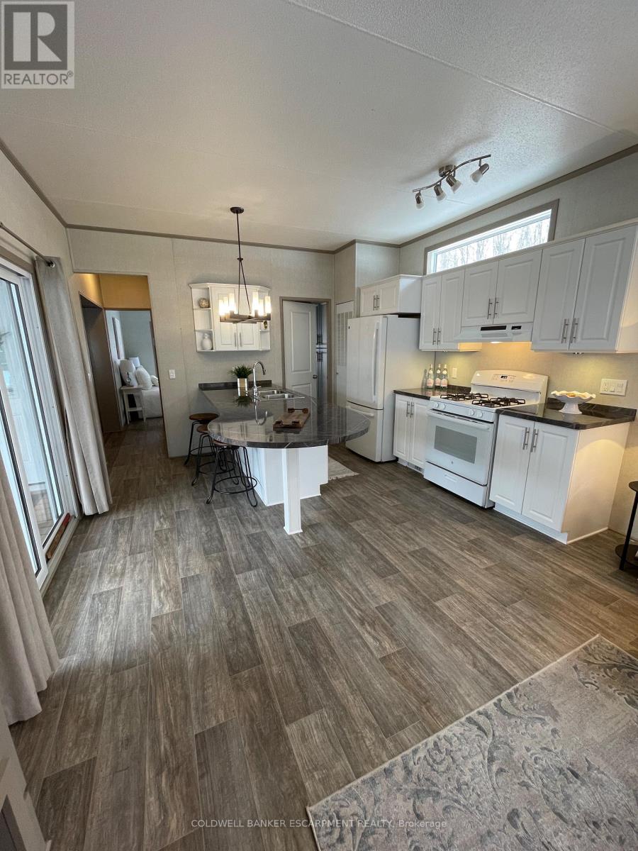 19 Cedar St. - 4449 Milburough Line, Burlington, Ontario  L7P 0C5 - Photo 12 - W11963235