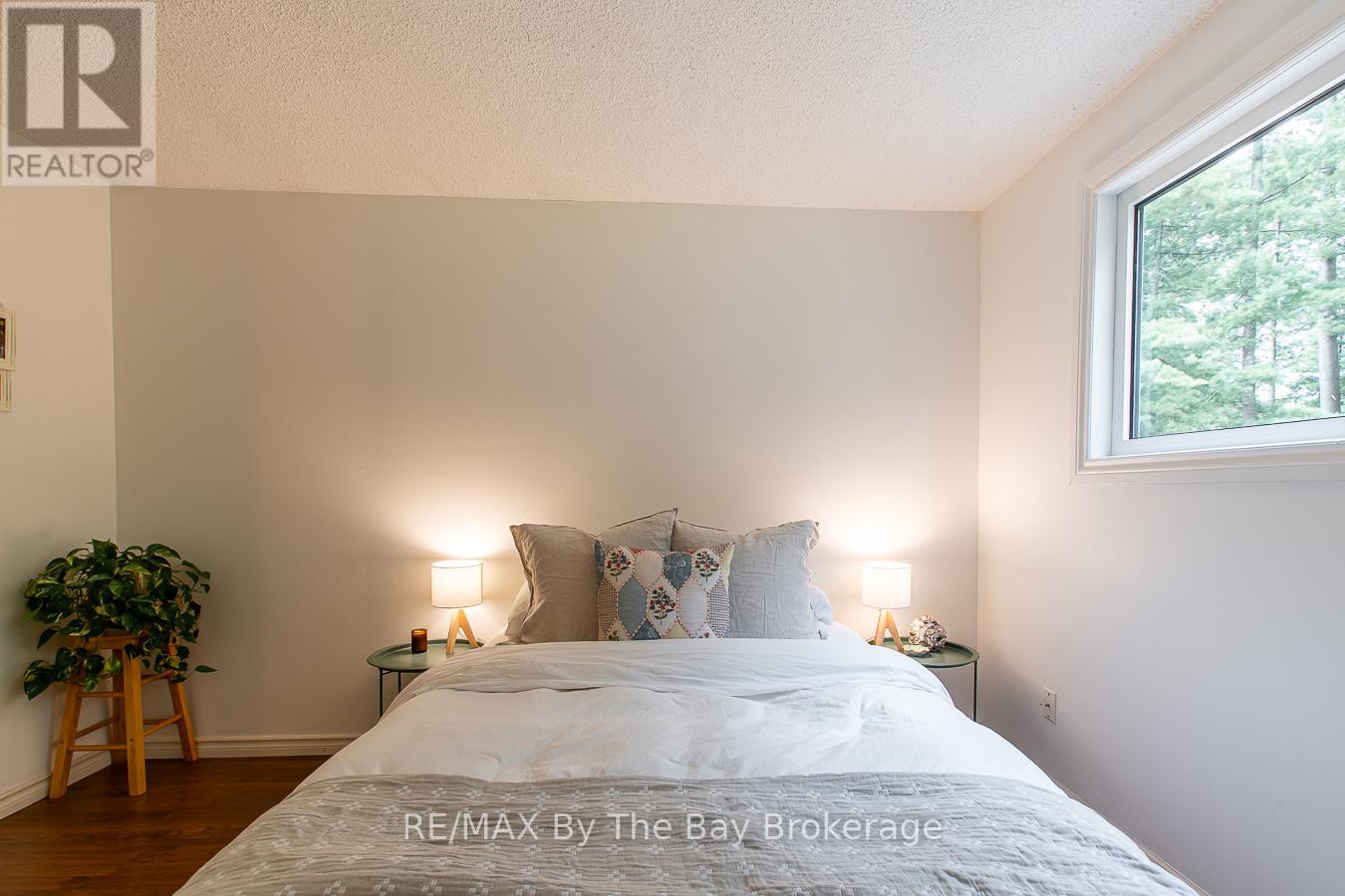 160 Melrose Avenue, Wasaga Beach, Ontario  L9Z 2T1 - Photo 26 - S12025109