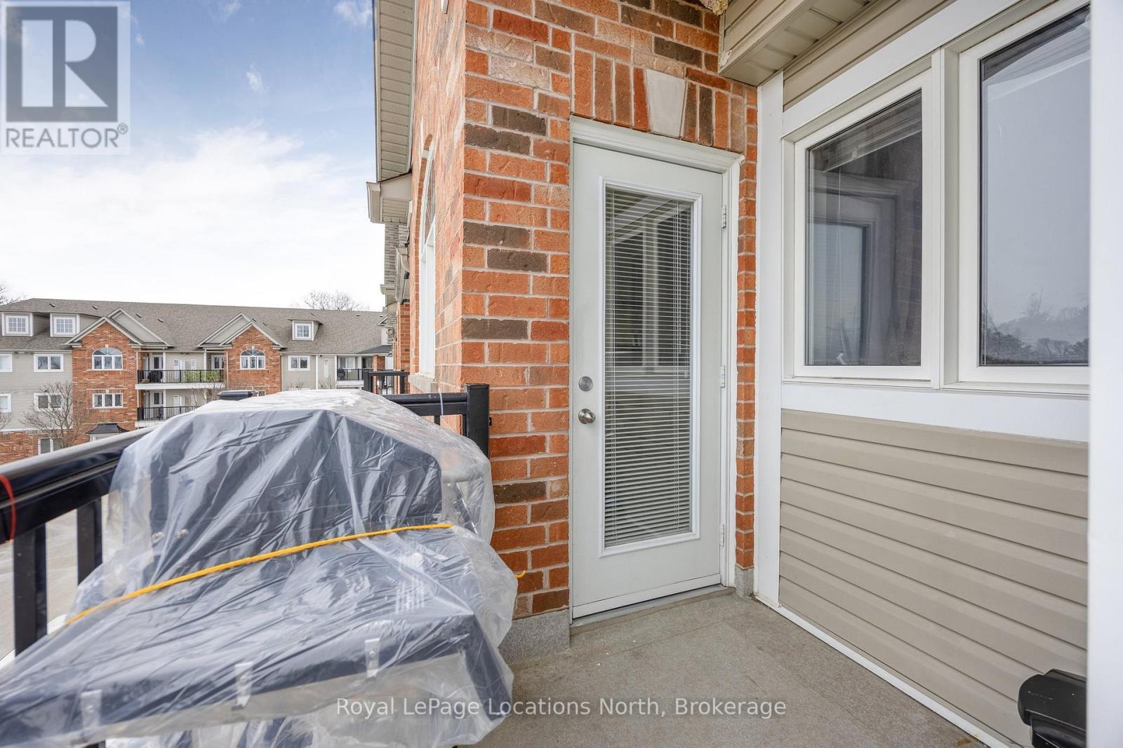 308 - 16 Westbury Road, Wasaga Beach, Ontario  L9Z 2N7 - Photo 12 - S12025119