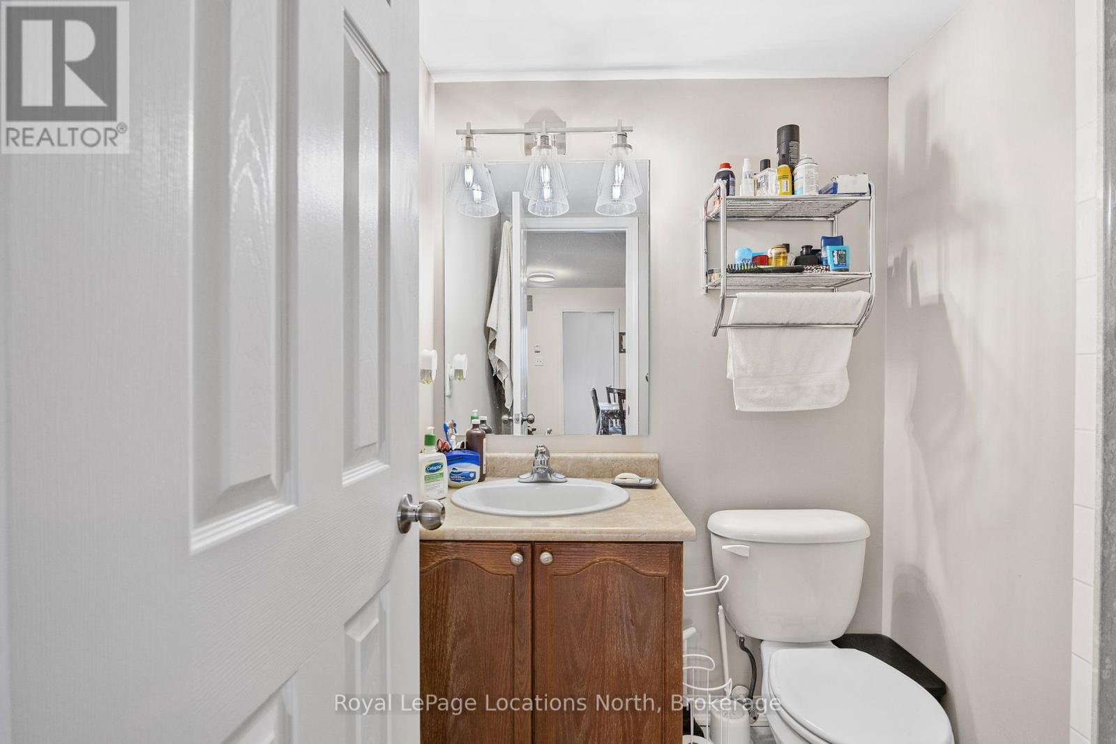 308 - 16 Westbury Road, Wasaga Beach, Ontario  L9Z 2N7 - Photo 13 - S12025119