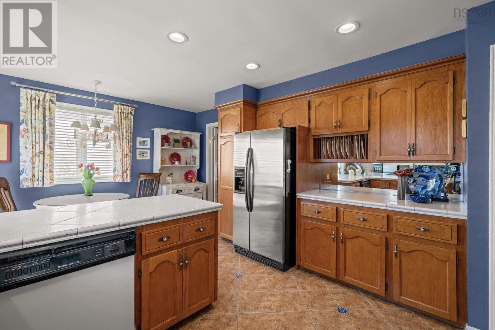 7 Lexington Avenue, Dartmouth, Nova Scotia  B2X 3L9 - Photo 8 - 202505115