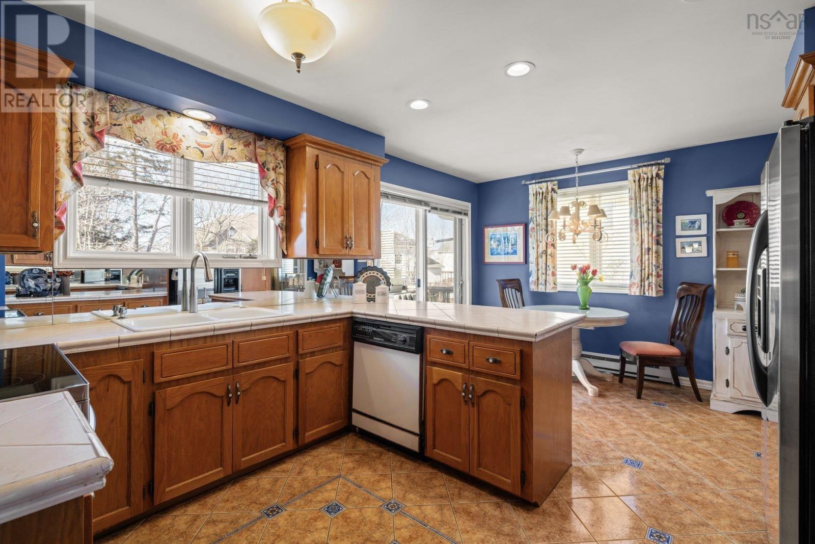 7 Lexington Avenue, Dartmouth, Nova Scotia  B2X 3L9 - Photo 9 - 202505115