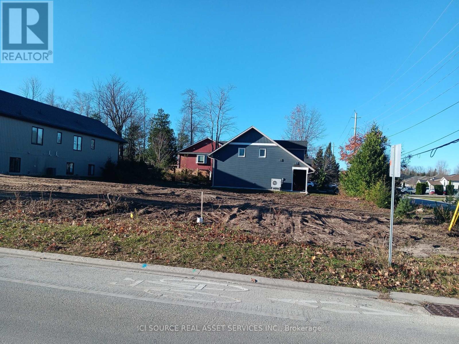 Property at PART 2 - 132 58TH STREET S image 5