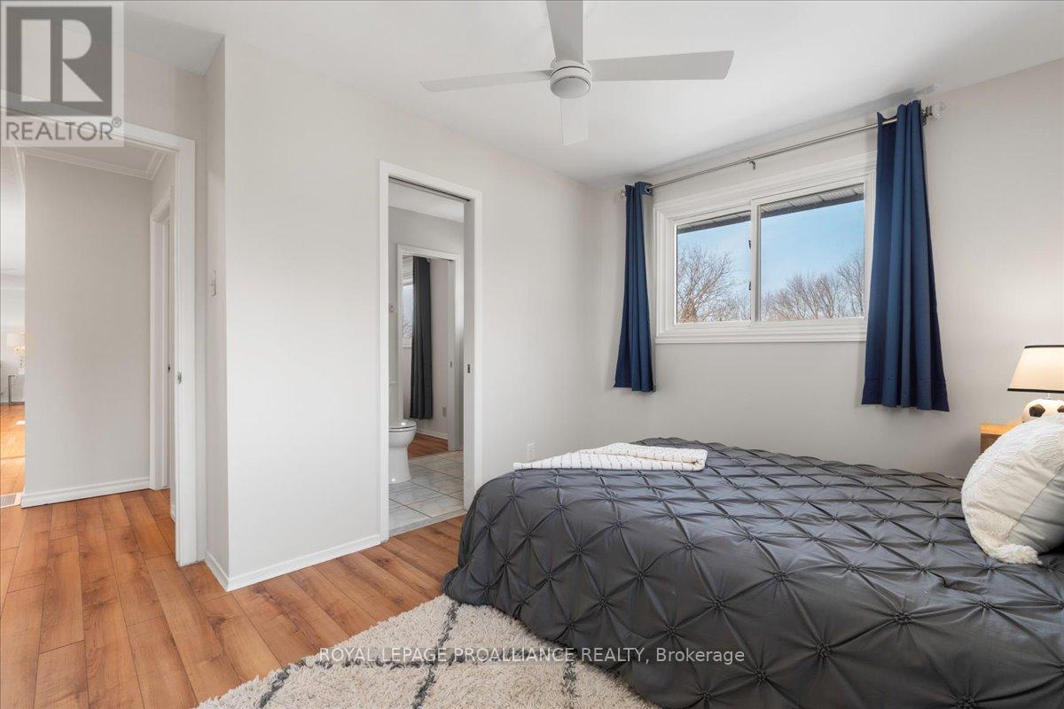 267 County Road 28, Prince Edward County, Ontario  K8N 4Z7 - Photo 19 - X12025144