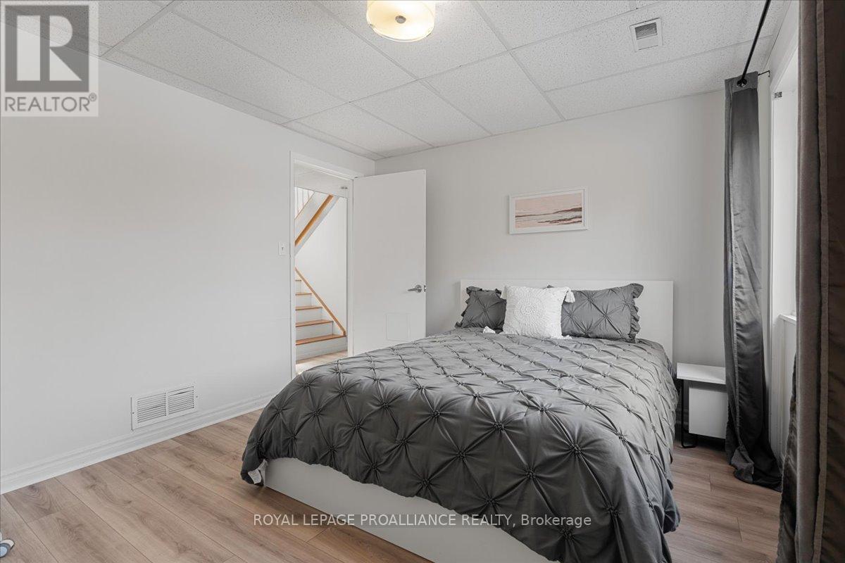 267 County Road 28, Prince Edward County, Ontario  K8N 4Z7 - Photo 33 - X12025144