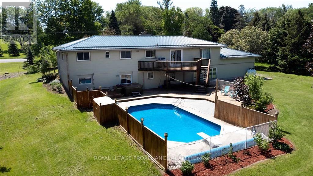 267 County Road 28, Prince Edward County, Ontario  K8N 4Z7 - Photo 39 - X12025144